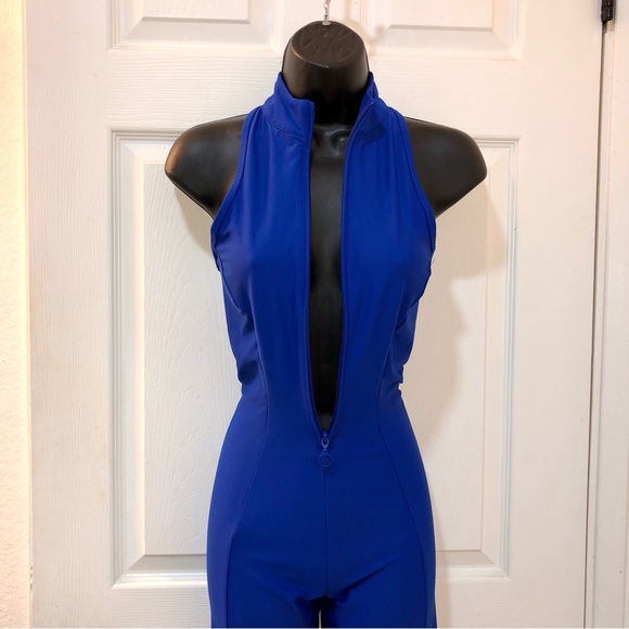 NWT Victoria’s Secret Blue Zip up Jumpsuit - Picture 8 of 16